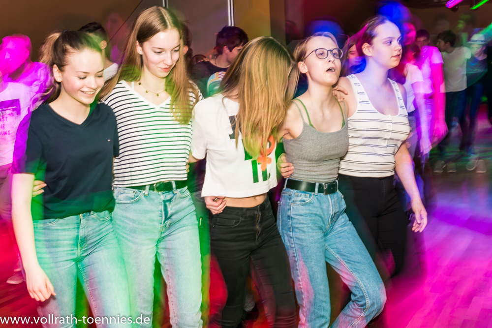 2019 11 30 Tanzparty Jugend 0645